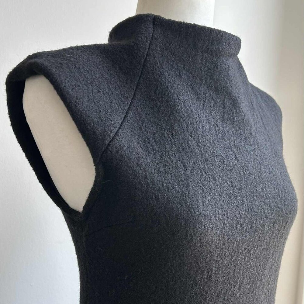 Zara Collection Black Textured Wool Mock-Neck Shift Dress with Pockets – EU L